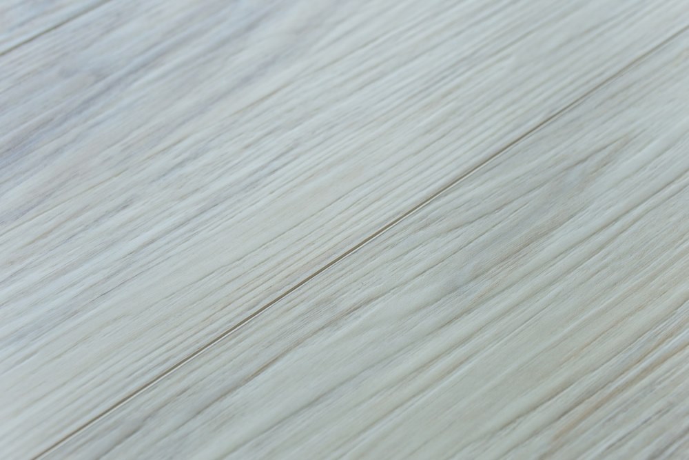 Замковая ПВХ плитка "Art Tile" Клён Жемчужный (1220*152*5 мм) — купить в Адлере