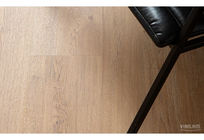 Кварц-винил Дуб Гранада (1227*232*2,5 мм) — купить в Адлере