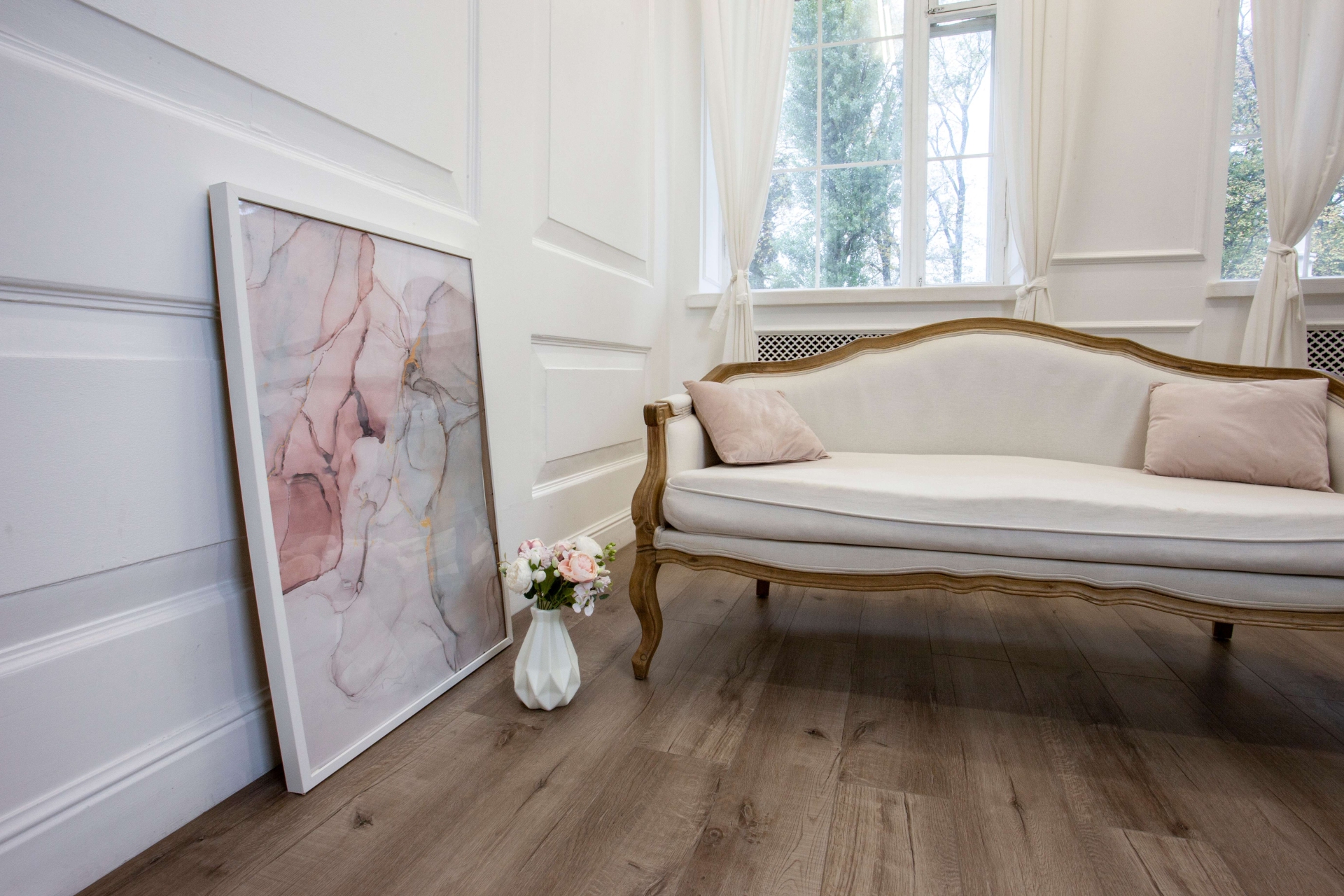 Усовершенствованная кварц-виниловая плитка «Damy Floor» Дуб Изысканный (1227*187*2,5 мм) — купить в Адлере