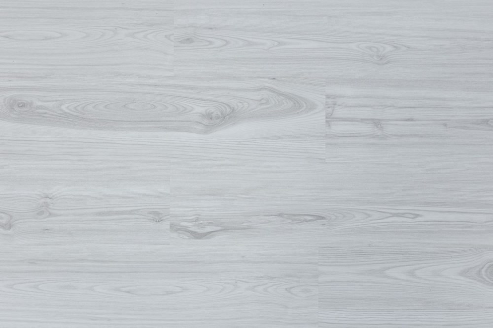 Кварцвиниловая плитка "Art Tile" Ясень Норд (900*150*3,5 мм) — купить в Адлере