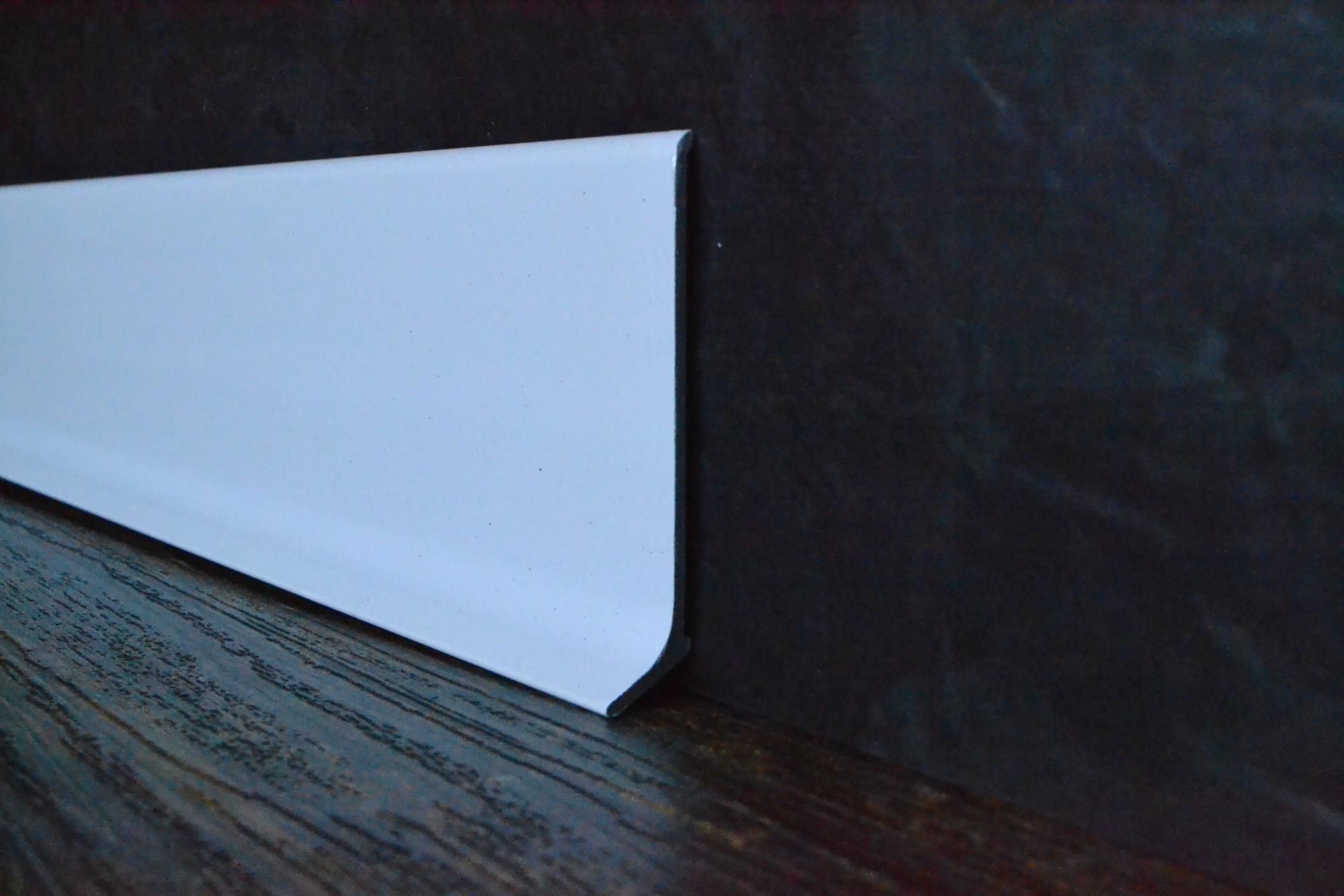 Плинтус алюминиевый L-образный белый (2500*11*60 мм) — купить в Адлере