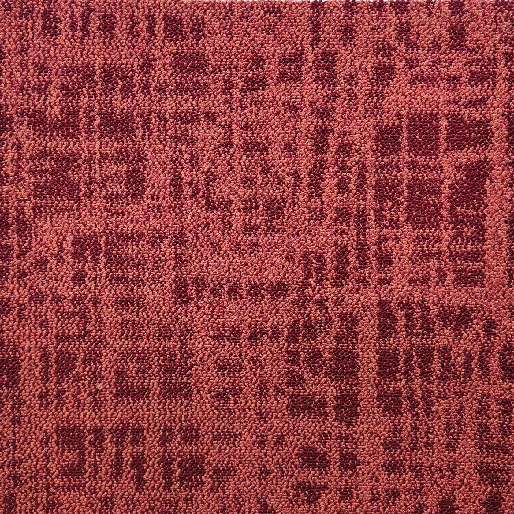 Ковровое покрытие "Bonkeel" Soul One Red (ширина 4м) — купить в Адлере