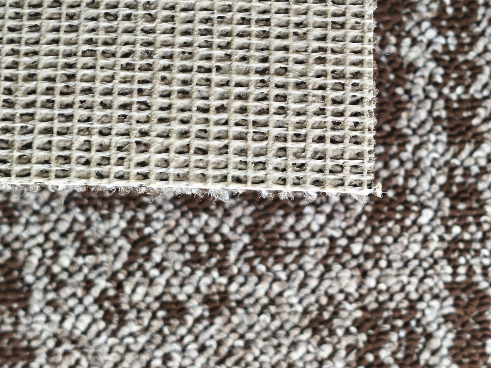 Ковровое покрытие "Bonkeel" Soul One Brown (ширина 4м) — купить в Адлере