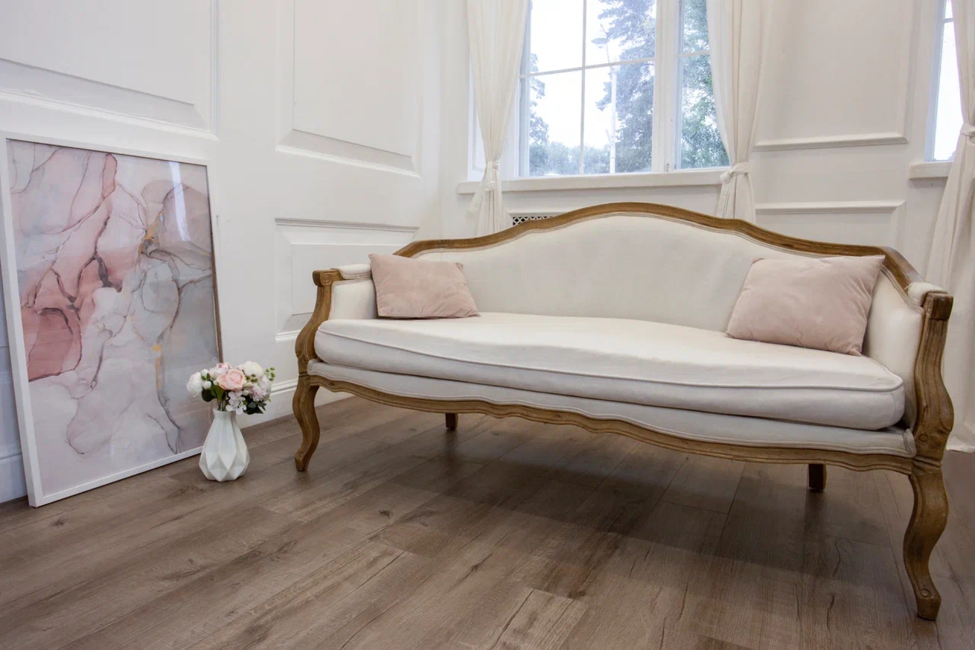 Усовершенствованная кварц-виниловая плитка «Damy Floor» Дуб Изысканный (1227*187*2,5 мм) — купить в Адлере